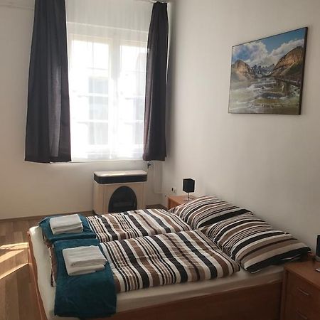 Eva Apartman Miskolc Exterior foto