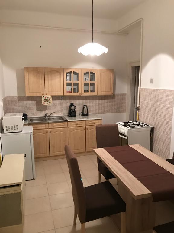 Eva Apartman Miskolc Exterior foto